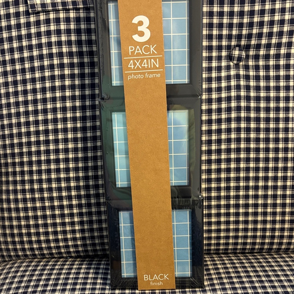Elegant Black 3-Pack 4x4 Photo Frame